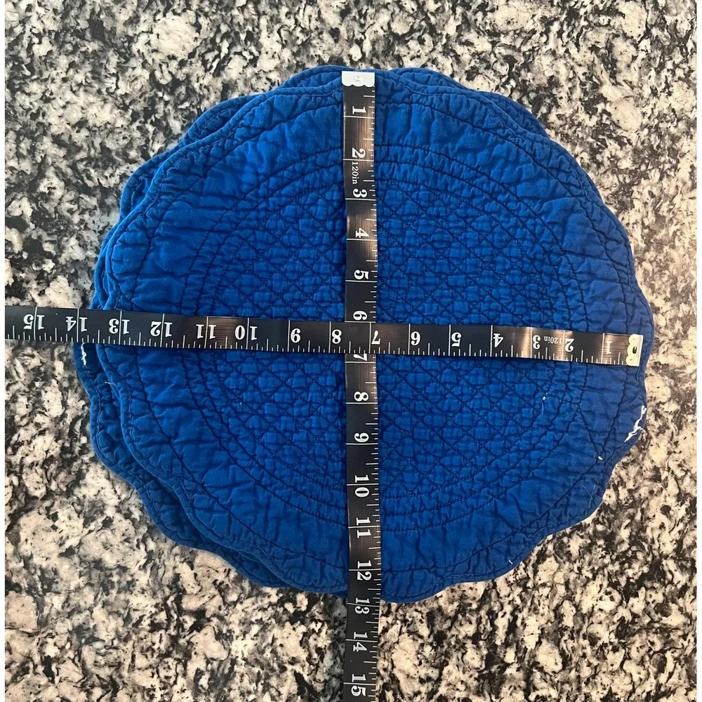 Floral Quilted Round Placemats Set of 3 Reversible Scalloped Blue (0923)
